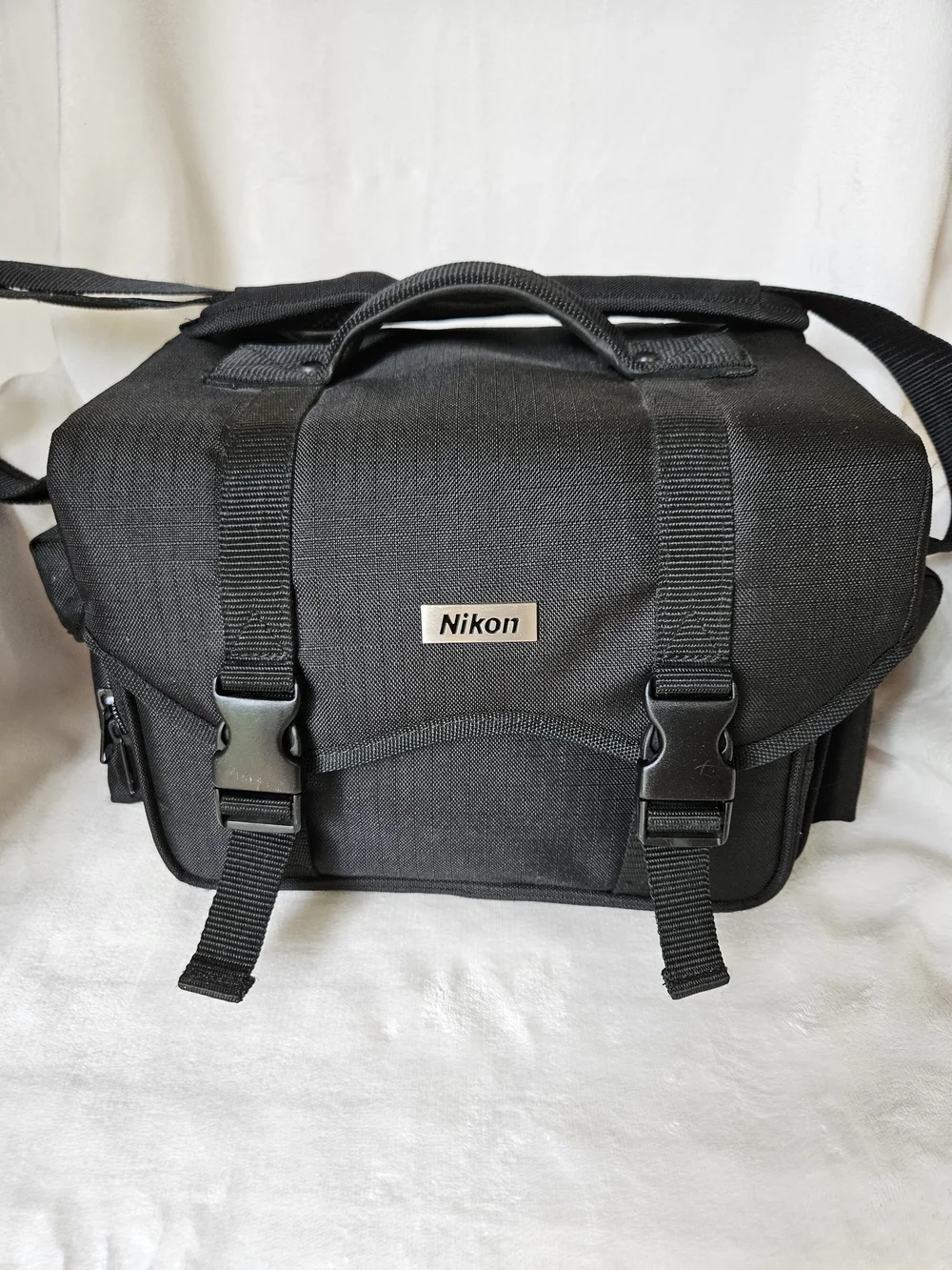 Nikon DSLR Digital SLR Gadget Case Black Men's Camera Bag w/ Shoulder Strap EUC